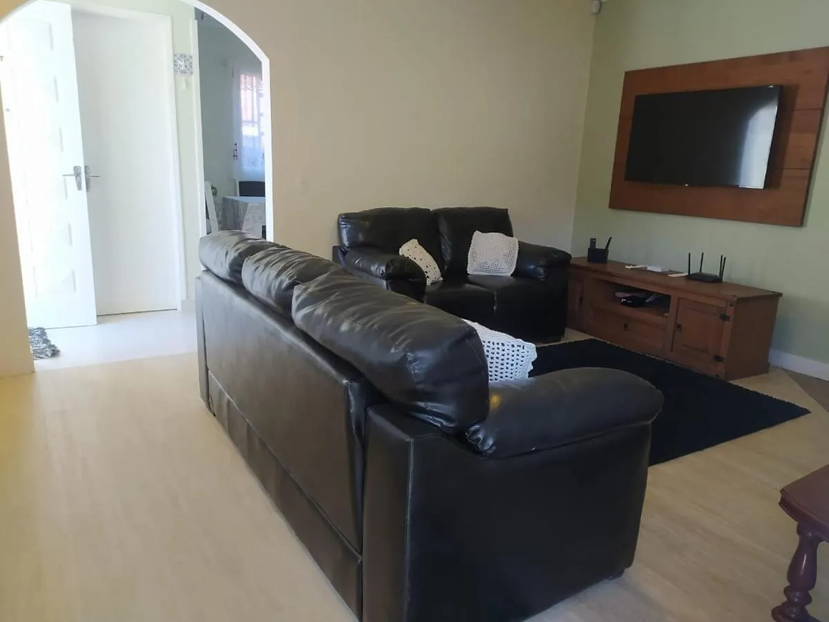 Vakantiehuis Casa Aconchegante Com Lareira Villa Campos do Jordão Brazilië